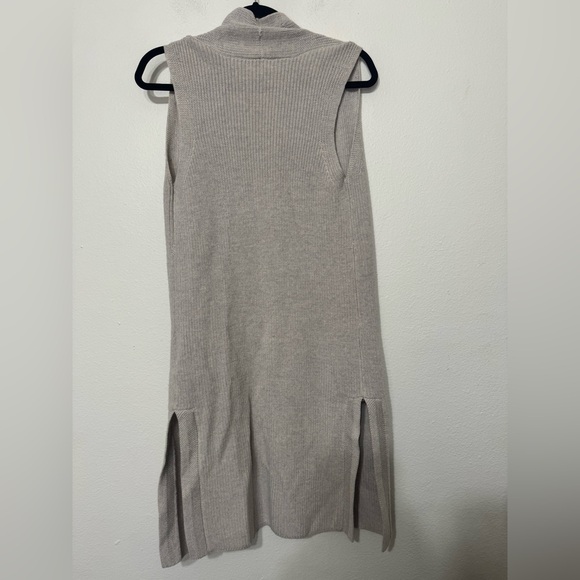 Wilfred Aritzia Olivie Wool Open Front Sleeveless Cardigan Sweater XS - Picture 5 of 6